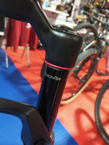 Used RockShox SID SL 2P 29" 100mm Fork 2025 bike — image 3 of 6