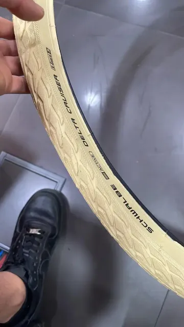 Použité Schwalbe Delta Cruise 700x35c bike — obrázek 2 z 2