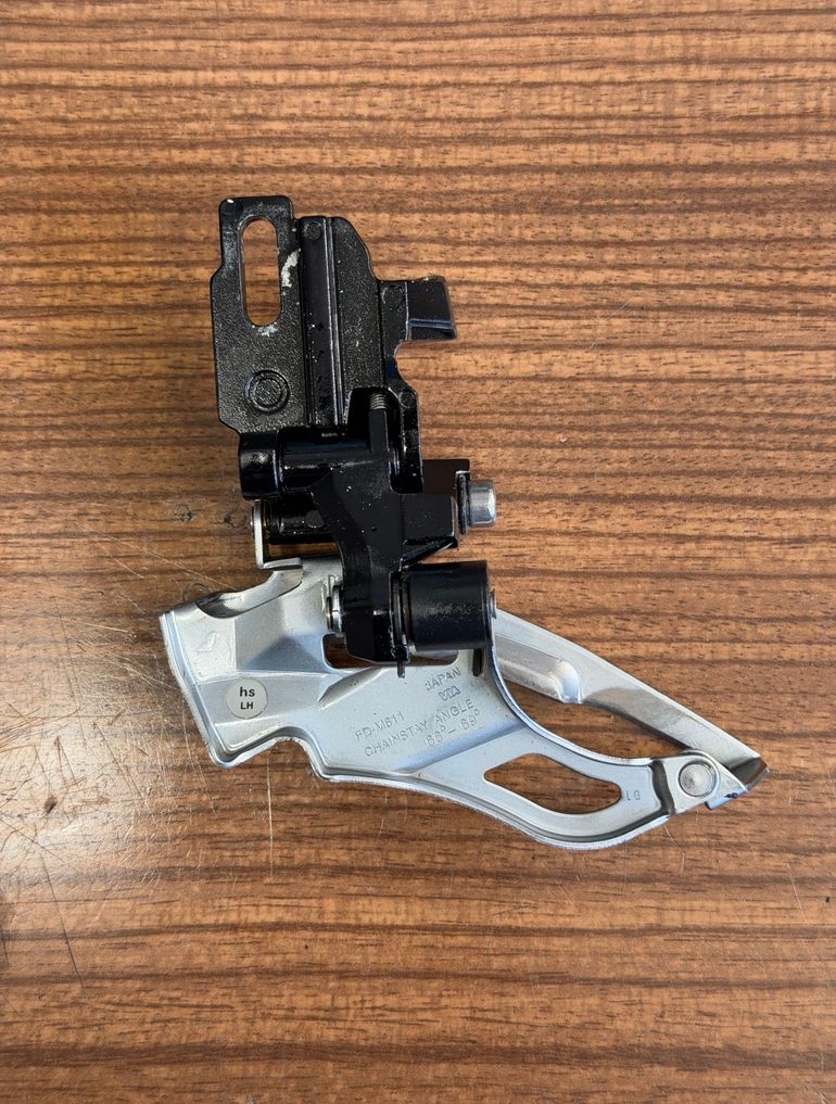 Used Shimano Front Derailleur  Deore FD-M611 3/2sp bike — image 2 of 2