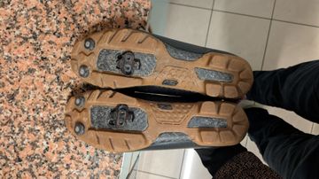 Used Specialized Recon Mixed Shoes bike — image 3 of 6