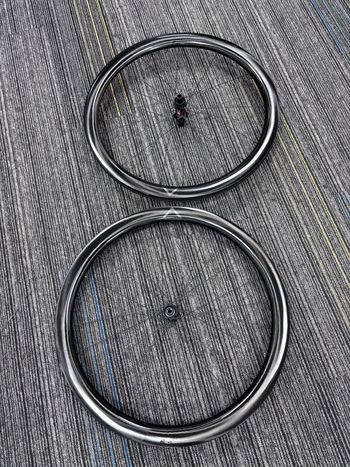 Used VERA carbon wheels ruedas carretera vera R45 2025 bike — image 3 of 4