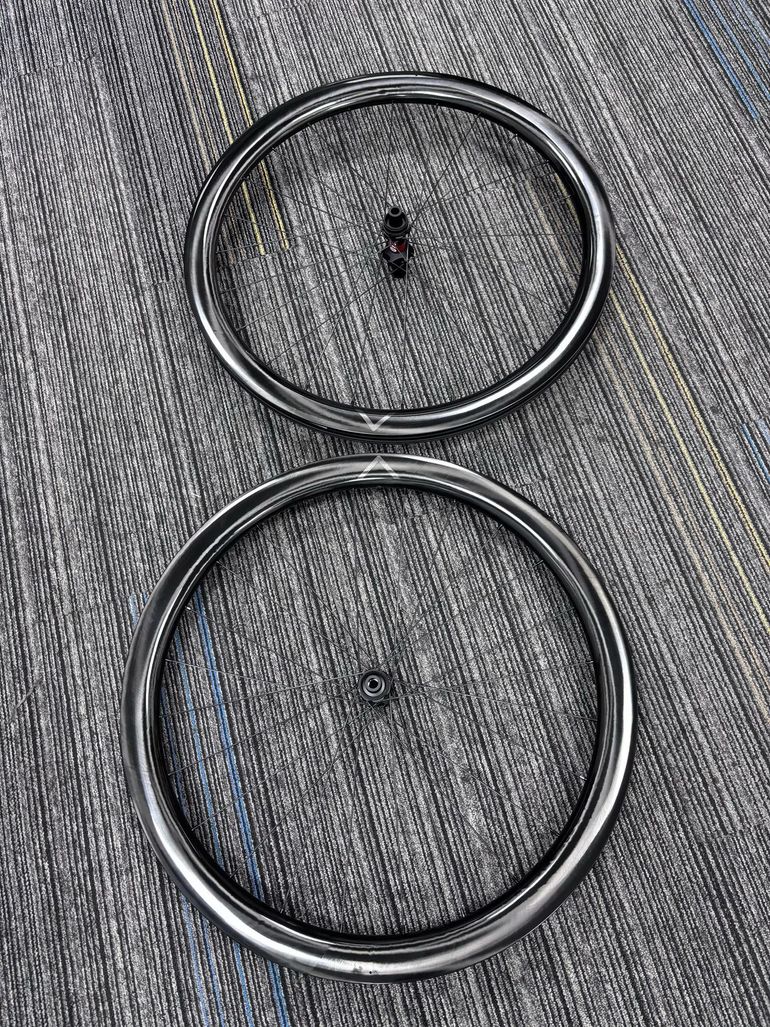 Used VERA carbon wheels ruedas carretera vera R45 2025 bike — image 3 of 4