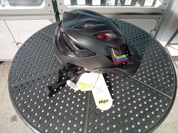 Used TLD Troy Lee Designs A3 MIPS Helmet bike