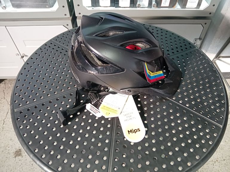 Used TLD Troy Lee Designs A3 MIPS Helmet bike — image 1 of 4