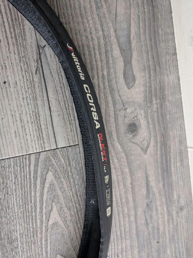 Vittoria Corsa NEXT TLR Graphene 2.0 set 2023 Tyres & Tubes usato