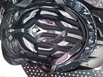 Used TLD Troy Lee Designs Flowline SE MIPS Helmet - Stealth Black 2025 bike — image 3 of 4