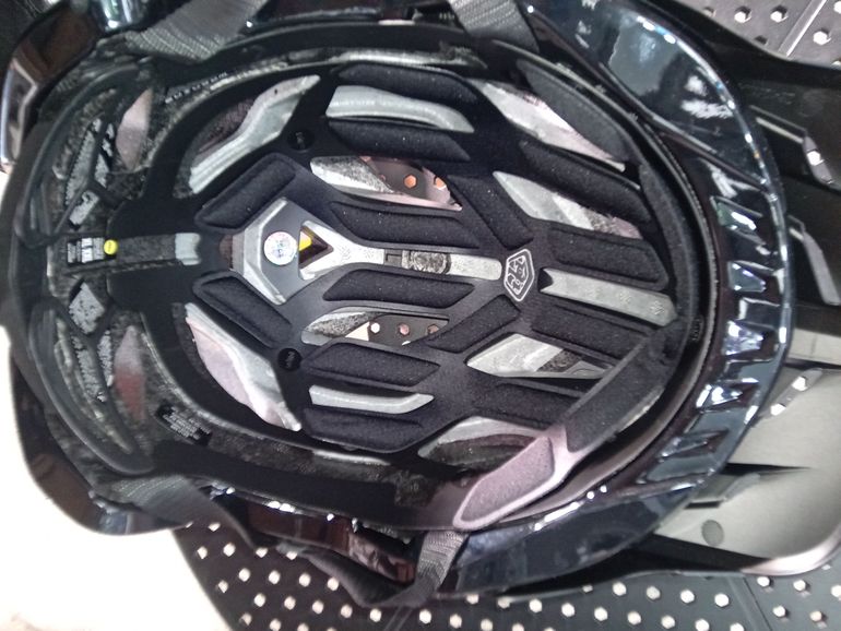Used TLD Troy Lee Designs Flowline SE MIPS Helmet - Stealth Black 2025 bike — image 3 of 4