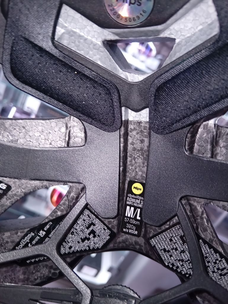 Used TLD Troy Lee Designs Flowline SE MIPS Helmet - S. Black 2025 bike — image 5 of 5