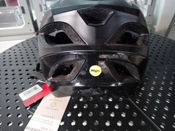 Used TLD Troy Lee Designs Flowline SE MIPS Helmet - S. Black 2025 bike — image 3 of 5