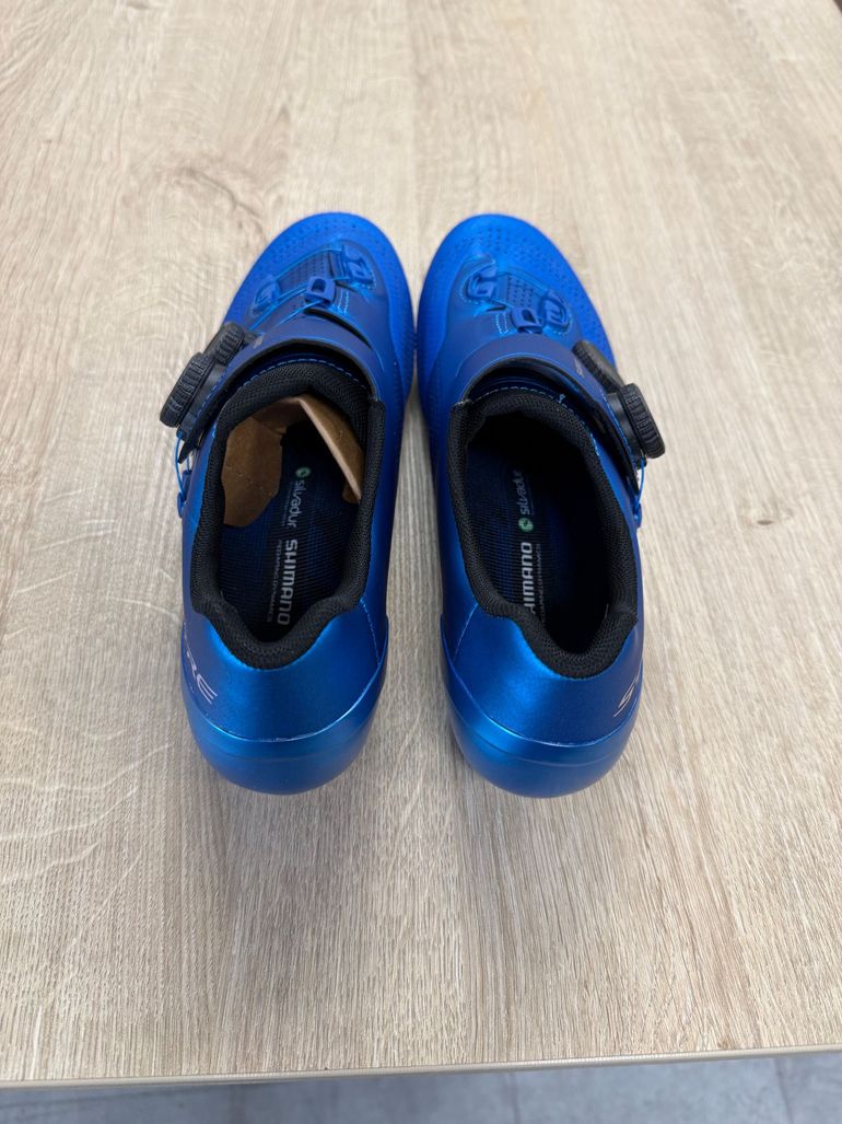 Used Shimano RC902 wide 41 blauw 2024 bike — image 3 of 4