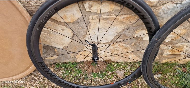 Used Bontrager aeolus pro 3 2020 bike — image 4 of 5