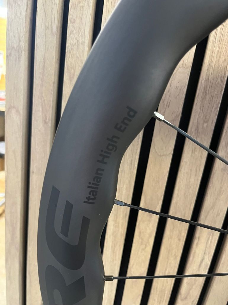 Tweedehands Cuore Gravel Wace Wheelset 2025 bike — afbeelding 2 van 5