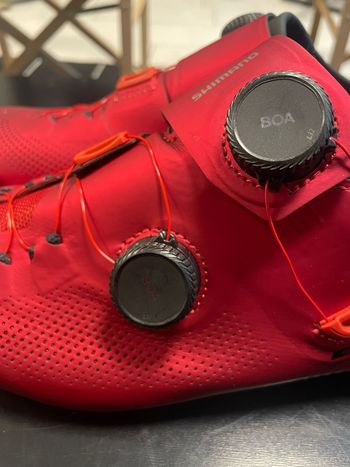 Used Shimano S-Phyre Red bike — image 4 of 8