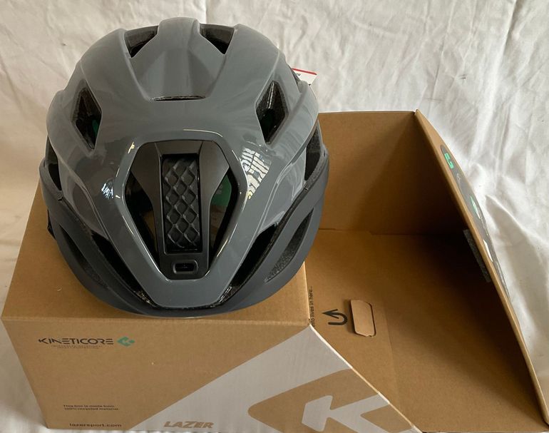 Used Lazer Lazer Helmet Strada KinetiCore CE-CPSC 2025 bike — image 4 of 5