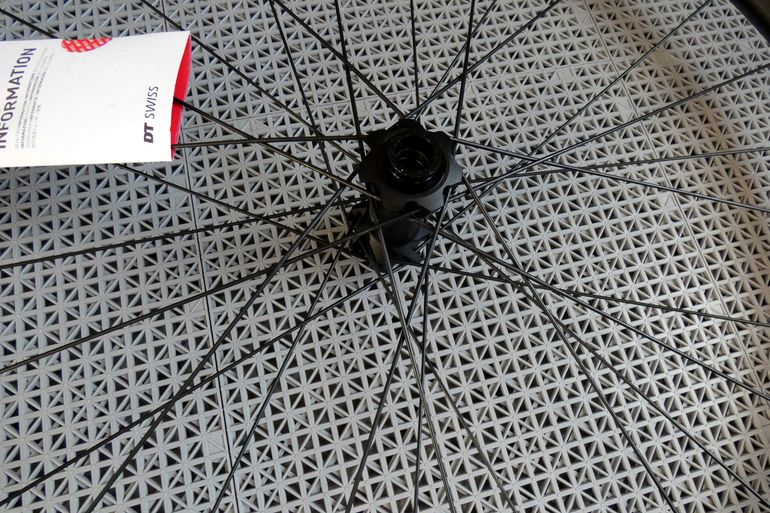 Used Dt Swiss XM1700 Spline 30 Super Boost 2024 bike — image 15 of 18