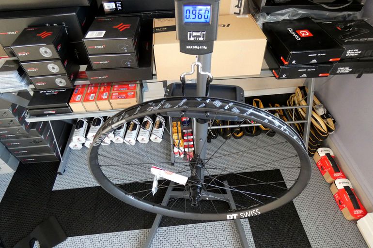 Used Dt Swiss XM1700 Spline 30 Super Boost 2024 bike — image 18 of 18