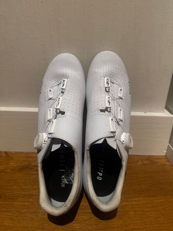 Used Fizik Fizik Tempo Decos Carbon 46 2025 bike — image 4 of 4