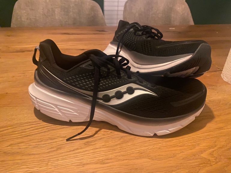 Used Saucony Guide 17 2025 bike — image 4 of 4