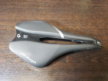 Prologo, Selle NEUVE Dimension 143 P.A.S. T4.0