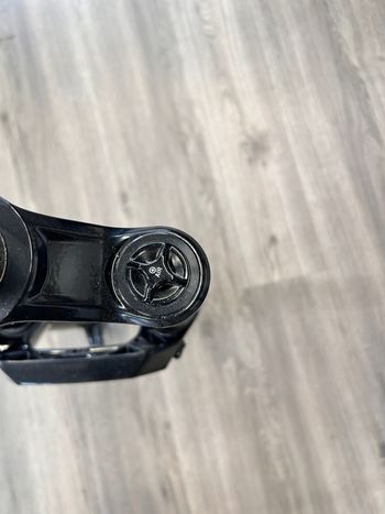 RockShox Domain 38" 2023 bike usato — immagine 3 di 4