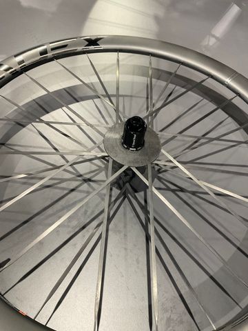 Used Cadex Max 40 WheelSystem 2025 bike — image 6 of 7