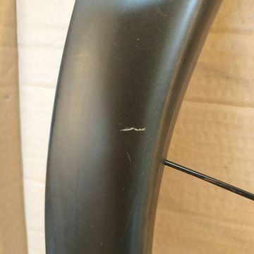 Dt Swiss GRC 1650 SPLINE 700 Carbon 2020 bike d'occasion — image 3 sur 10
