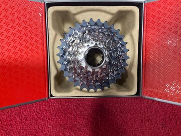 Used Sram Force AXS XG 1270 10-30t 12 Speed 2022 Drivetrain & Pedals