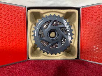 Used Sram Force AXS XG 1270 10-30t 12 Speed 2022 bike — image 2 of 3