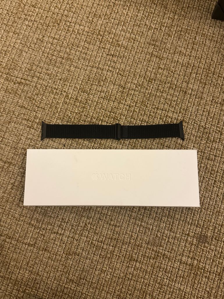 Used apple Apple Watch series 9 Cellular - 41 mm bike — image 7 of 9