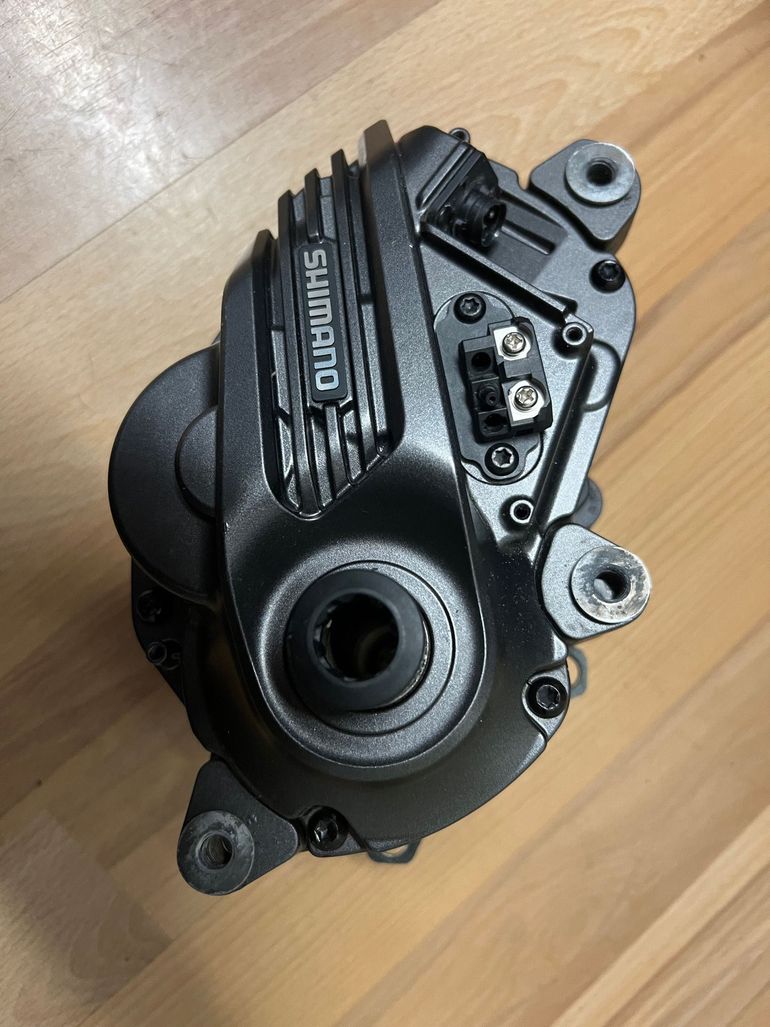 Used Shimano EP 8 2022 bike — image 2 of 6