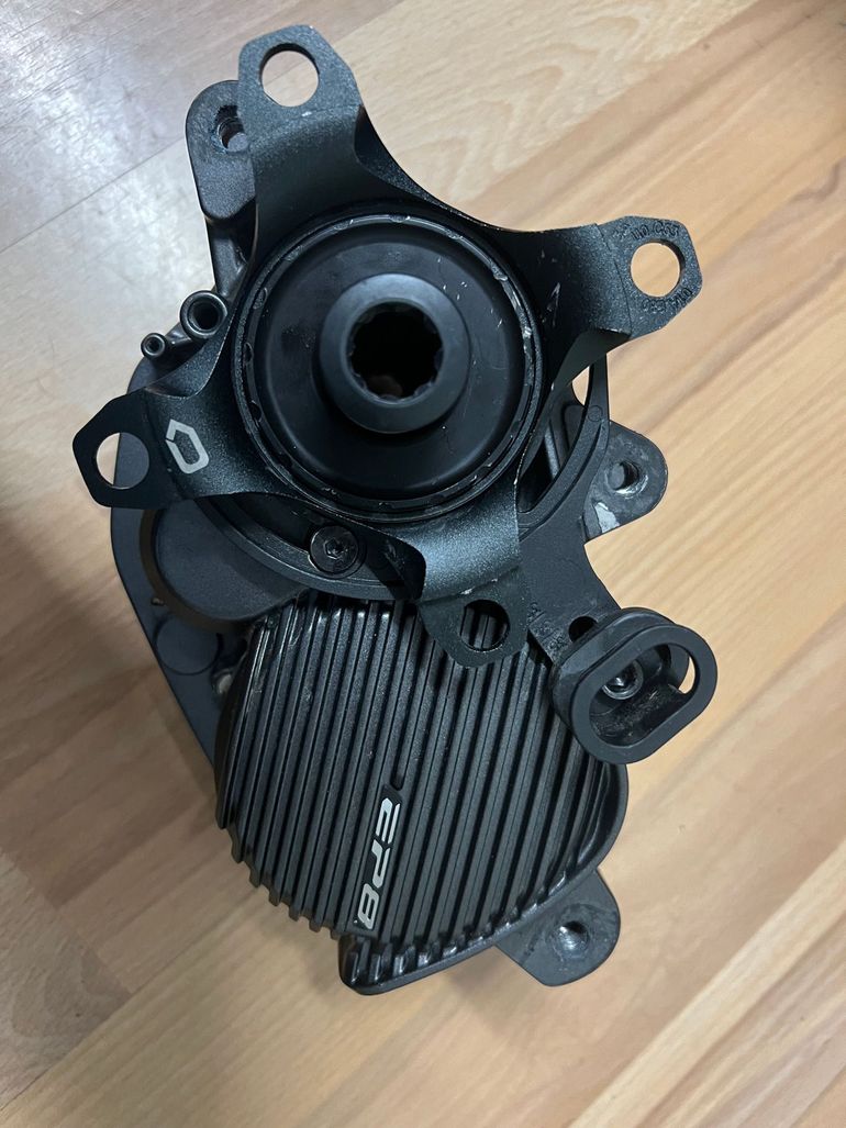 Used Shimano EP 8 2022 bike — image 1 of 6