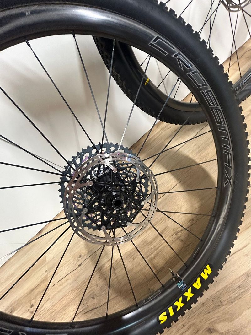 Used Mavic CROSSMAX SLR 29 2021 bike — image 6 of 13