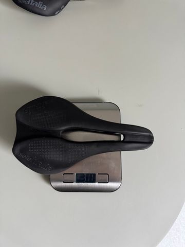 Used Selle Italia boost 2022 Saddles & Seatposts