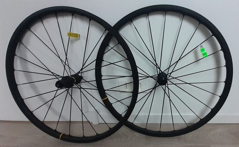 Używany Mavic kysruim sl disc 2025 Wheels