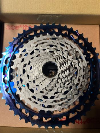 Used E*Thirteen e*  Helix Race Cassette / 12s9-50 2025 bike — image 2 of 4
