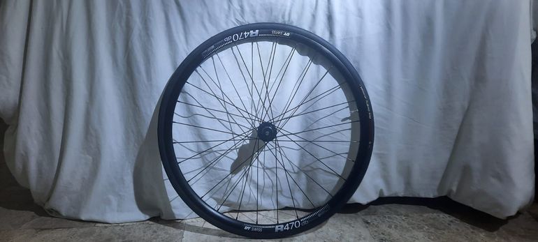 Used Dt Swiss DT Siwiss R470db 2024 bike — image 6 of 8