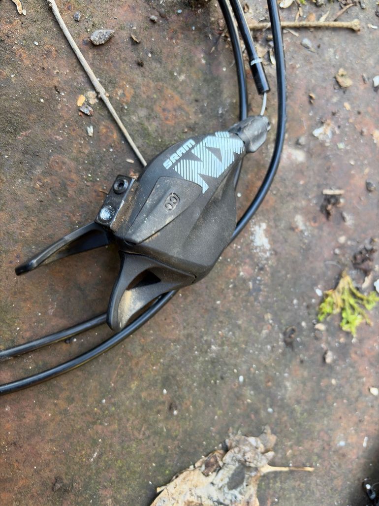 Used Sram Eagle NX Schaltwerk mit Hebel und Bowdenzug 2023 bike — image 3 of 3