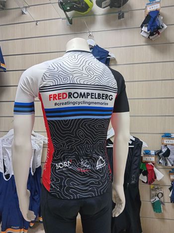 Used Bioracer NEW exclusive BIORACER jersy 10 pack 2019 bike — image 4 of 5