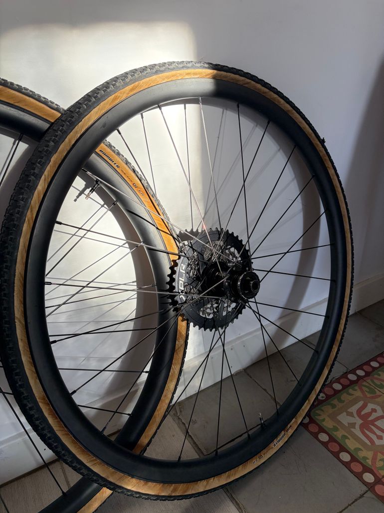 Used Venn 30 TCD SL with Tune Hubs bike — image 3 of 10
