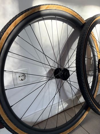 Used Venn 30 TCD SL with Tune Hubs bike — image 2 of 10
