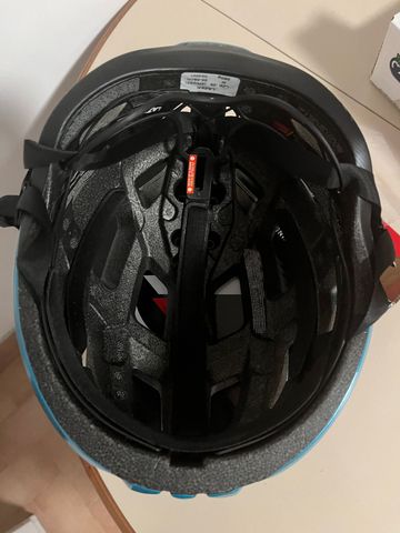 Used Lazer sphera 2021 bike — image 4 of 5