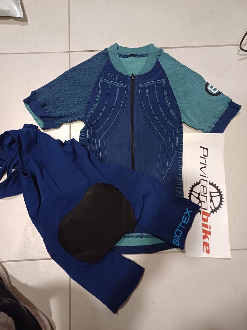 Used Biotex COMPLETINO ESTIVO BIOTEX CATIONICO BLUE XS-S - BL5/SF1 2023 Cycling Clothing