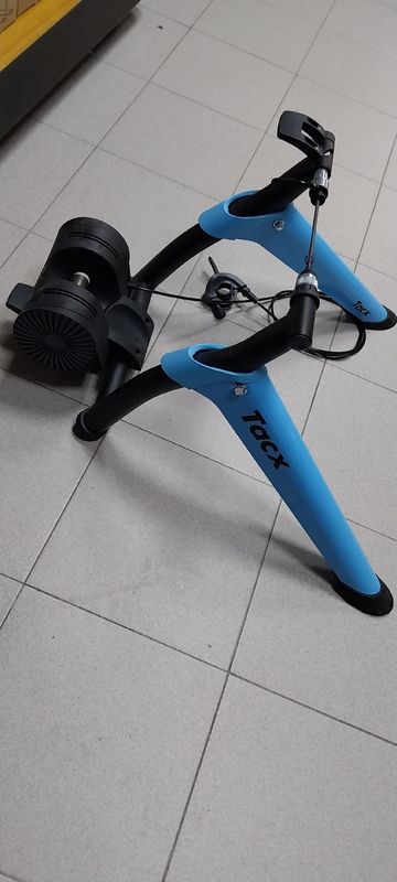 Käytetty Tacx Rolo treino 2024 Cycling Accessories