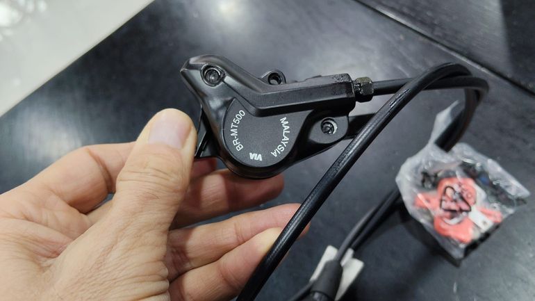 Used Shimano BL-MT501/BR-MT500 Hydraulic Disc Brake Left bike — image 2 of 6