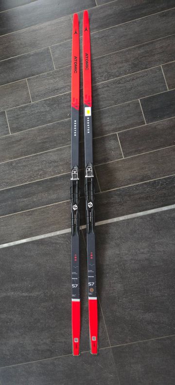 Used Atomic Redster S7 Skis + Bindings 186cm bike — image 1 of 3