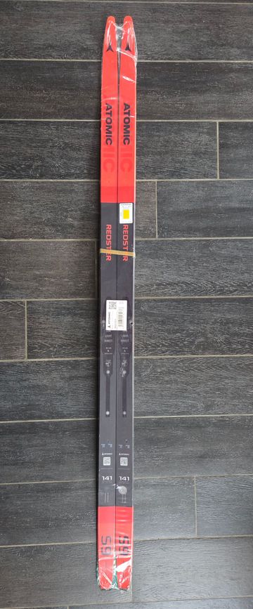 Used Atomic RedStar S9 Skis 141cm bike — image 1 of 3