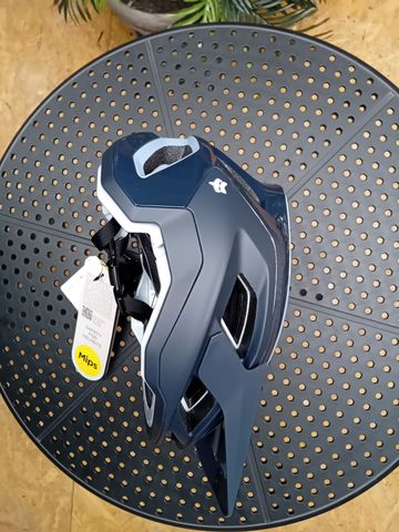 Używany Fox Speedframe RS Paranoid Helmet 2025 bike — zdjęcie 4 z 6