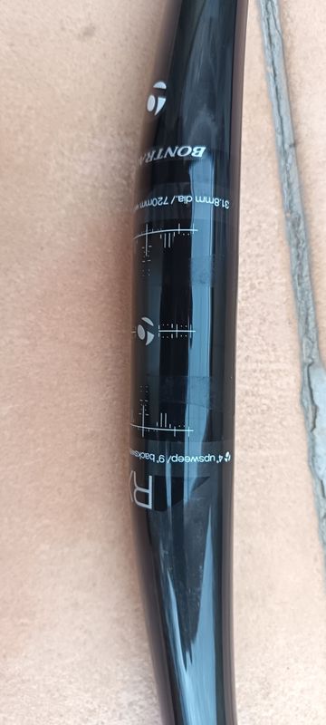 Używany Bontrager Manillar de Montaña de Carbono bike — zdjęcie 3 z 19