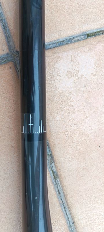 Używany Bontrager Manillar de Montaña de Carbono bike — zdjęcie 2 z 19