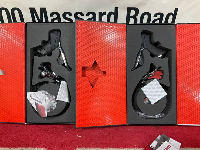 Used Sram Red eTAP AXS 2022 Drivetrain & Pedals